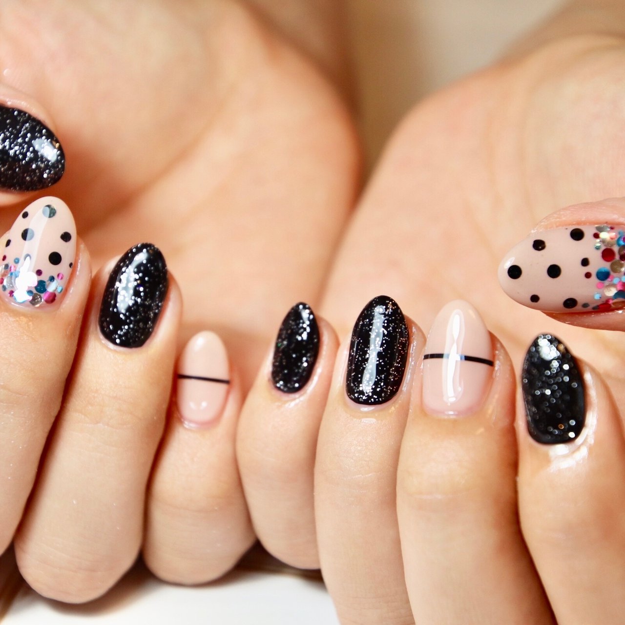 オールシーズン ハンド シンプル ホログラム ミディアム プライベートネイルサロン Papillonnailのネイル デザイン No ネイルブック