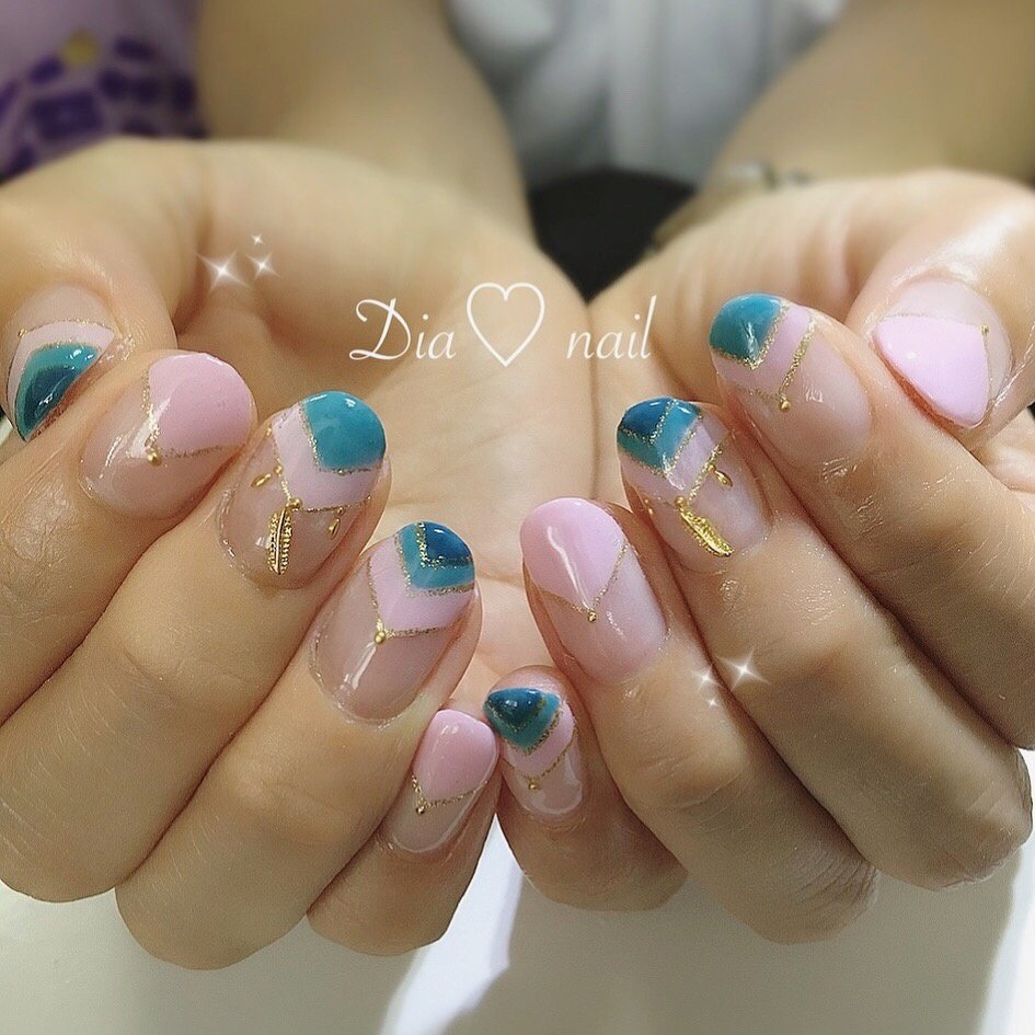 夏 リゾート オフィス ハンド 変形フレンチ 自宅サロンdia Nailのネイルデザイン No ネイルブック