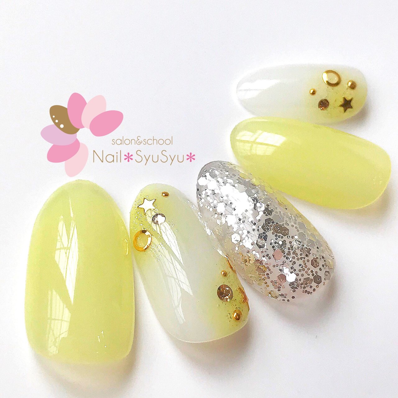 夏 ハンド シンプル グラデーション ホログラム Nail Syusyu ネイルシュシュのネイルデザイン No ネイルブック