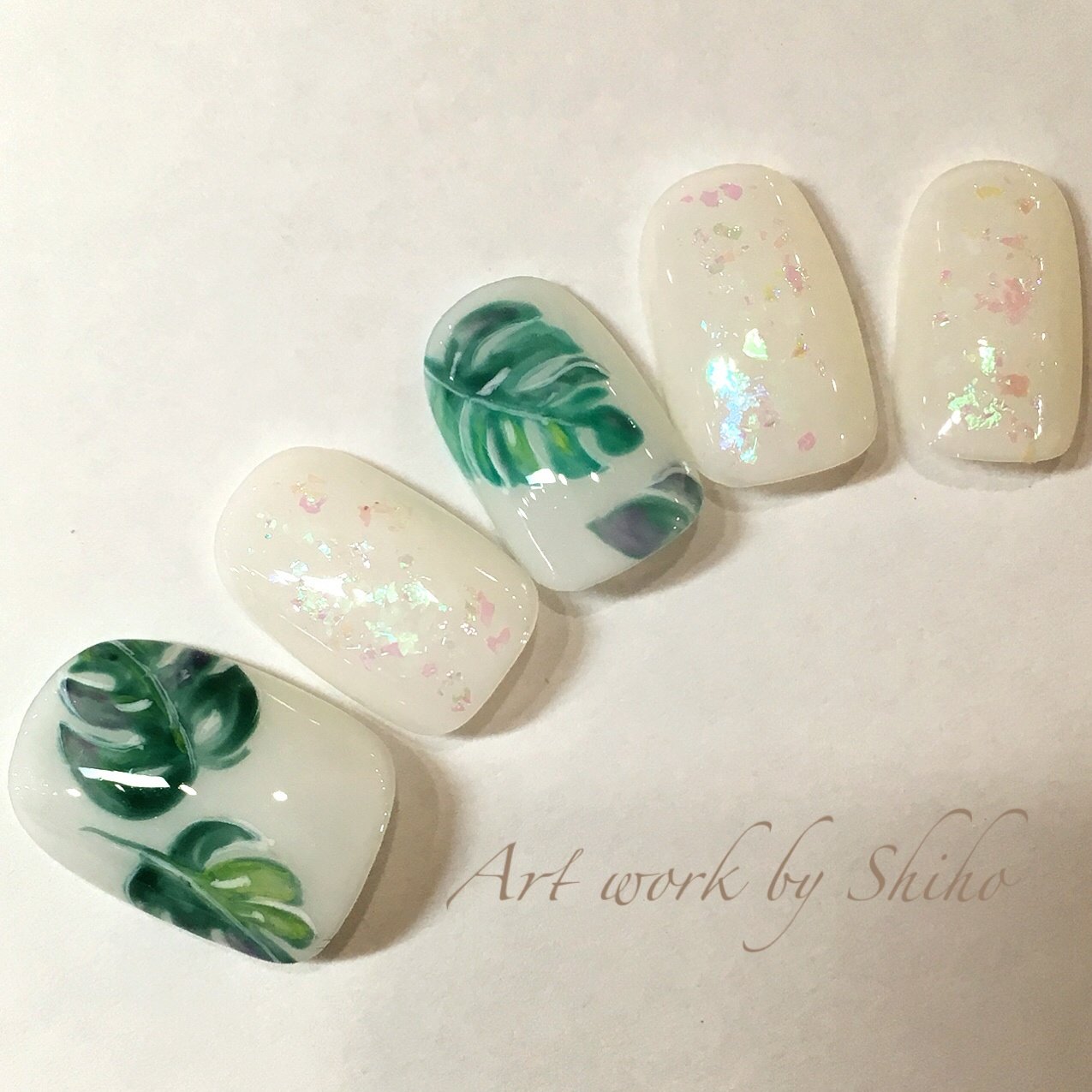 夏 旅行 海 リゾート ハンド 水野志保のネイルデザイン No ネイルブック