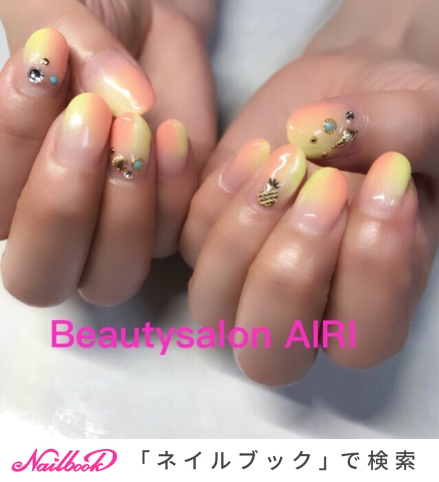 夏 ハンド グラデーション オレンジ イエロー Beautysalonairiのネイルデザイン No ネイルブック