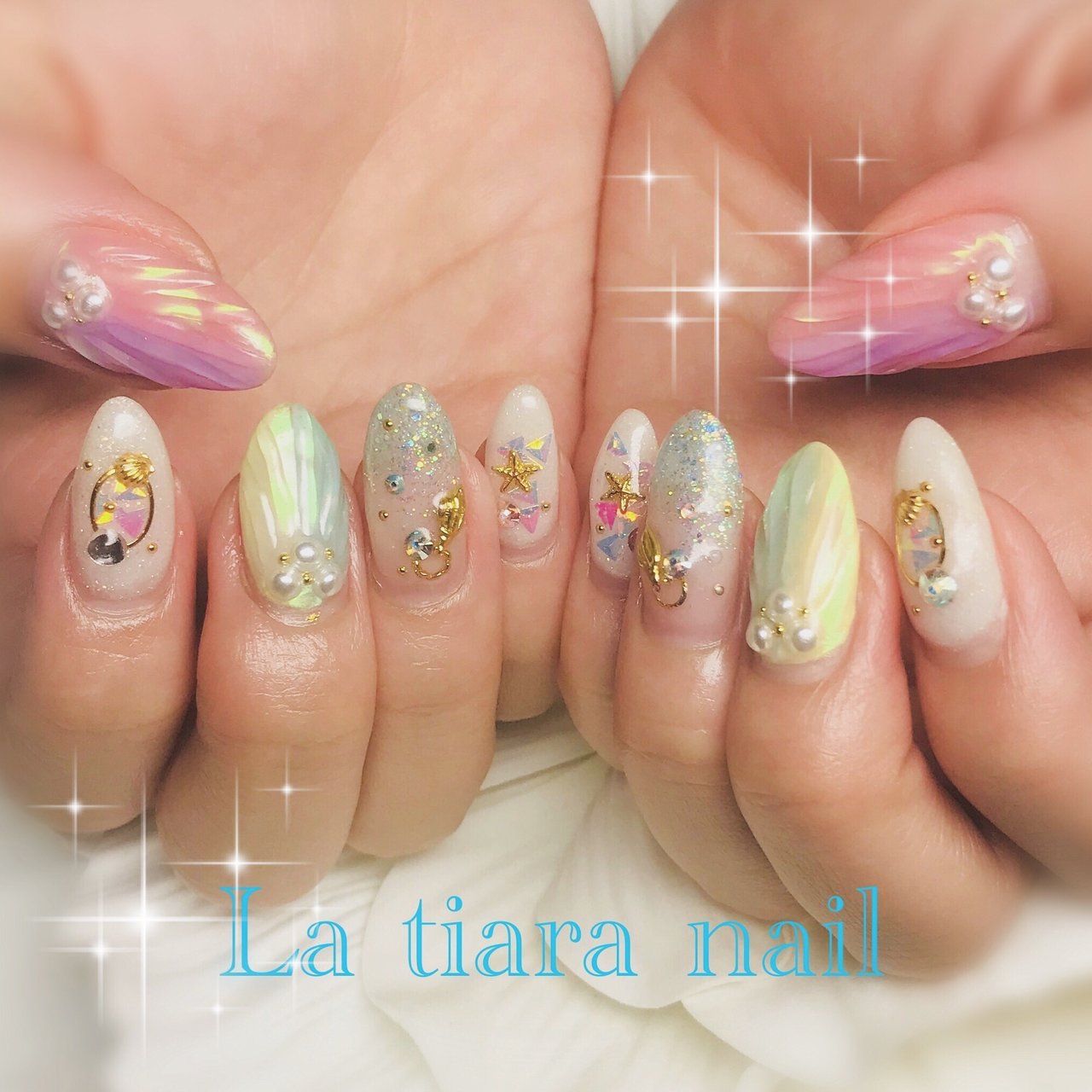 夏 ハンド グラデーション パール 人魚の鱗 La Tiara Nail ラ ティアラ のネイルデザイン No ネイルブック