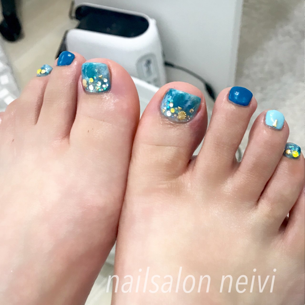 夏 フット ターコイズ 水色 ブルー Nailsalon Neivi 三好智子のネイルデザイン No 3345992 ネイルブック