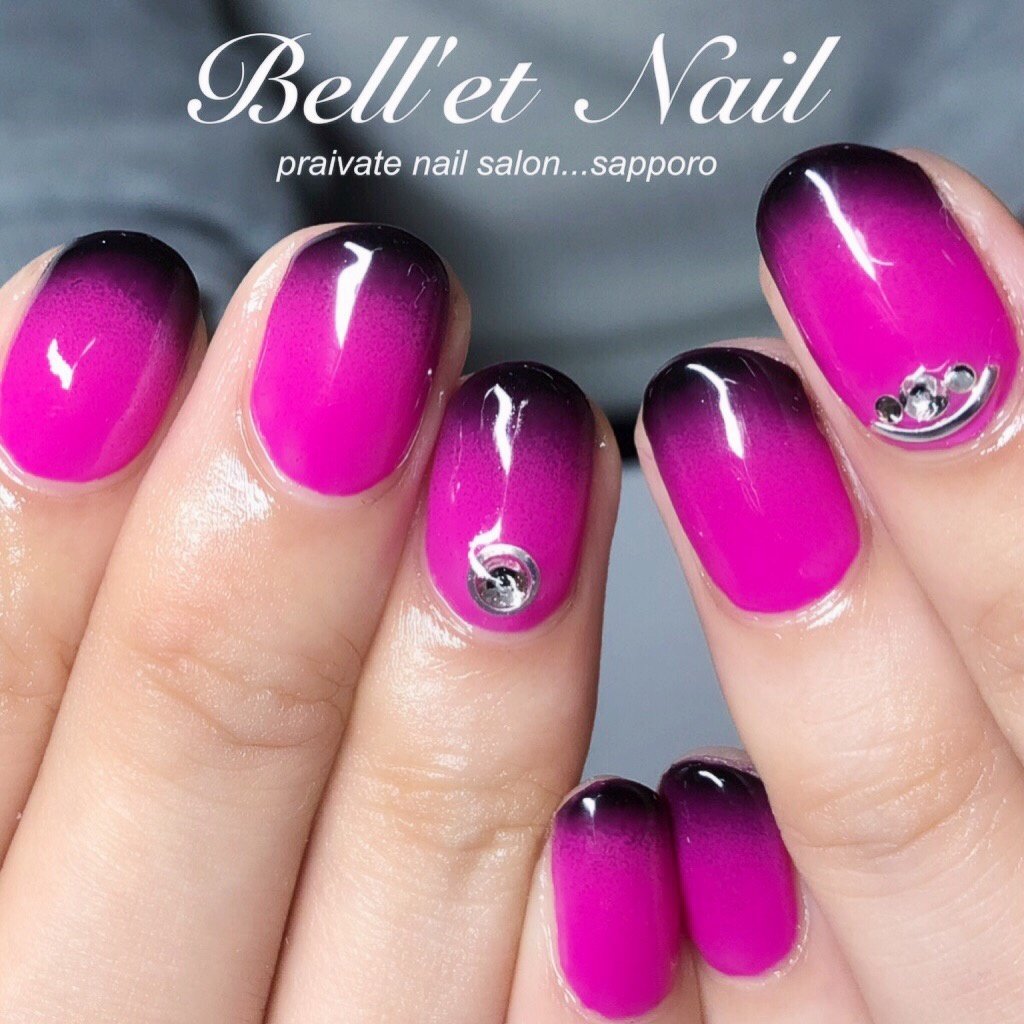 ハンド グラデーション ワンカラー ピンク ブラック Bell Et Nail ネイリストayacoのネイルデザイン No ネイル ブック