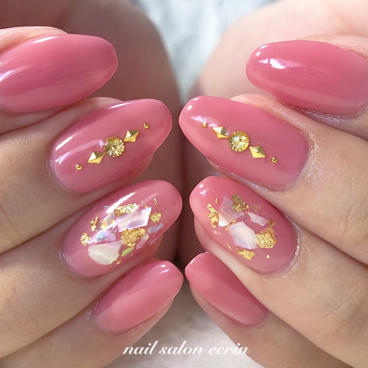 春 夏 ホログラム シェル ピンク Nail Ecrinのネイルデザイン No ネイルブック