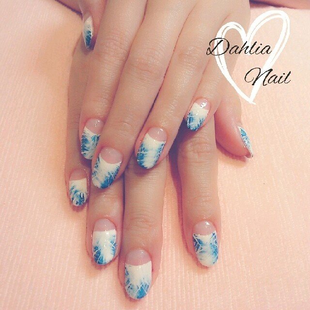 夏 リゾート ハンド フレンチ 変形フレンチ Dahlianail ダリアネイル のネイルデザイン No 1705474 ネイルブック