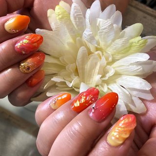 夕焼けグラデーションのネイルデザイン ネイルブック