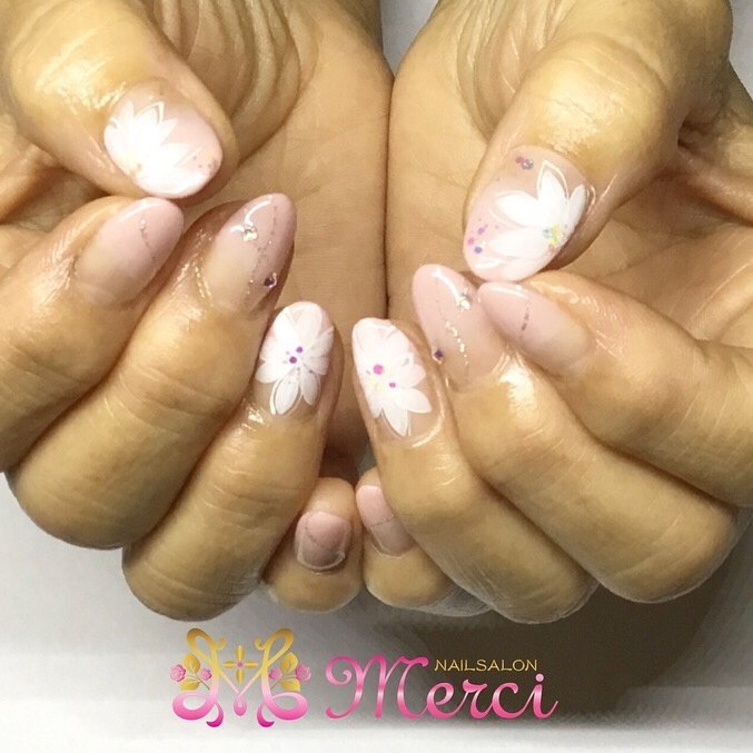 オールシーズン 旅行 オフィス ハンド シンプル Merci Merciのネイルデザイン No ネイルブック