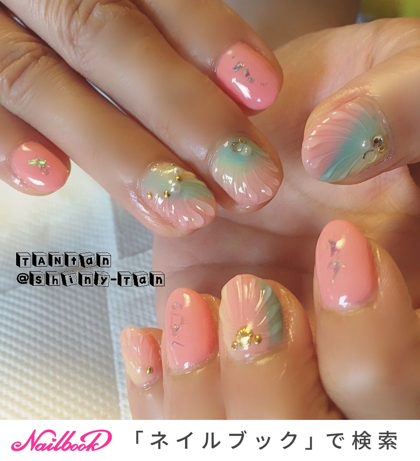 人気順 夏 グリーン 虹色ネイルのネイルデザイン ネイルブック
