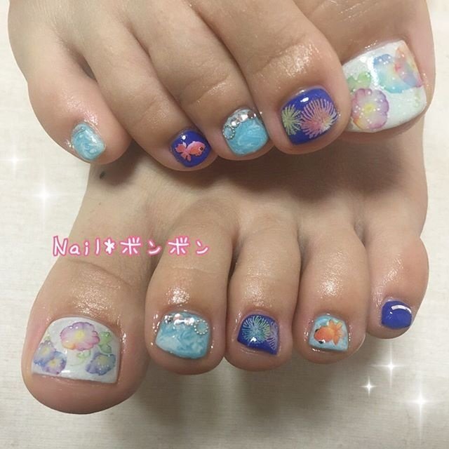 夏 リゾート 浴衣 女子会 フット Nailbonbon1130のネイルデザイン No ネイルブック