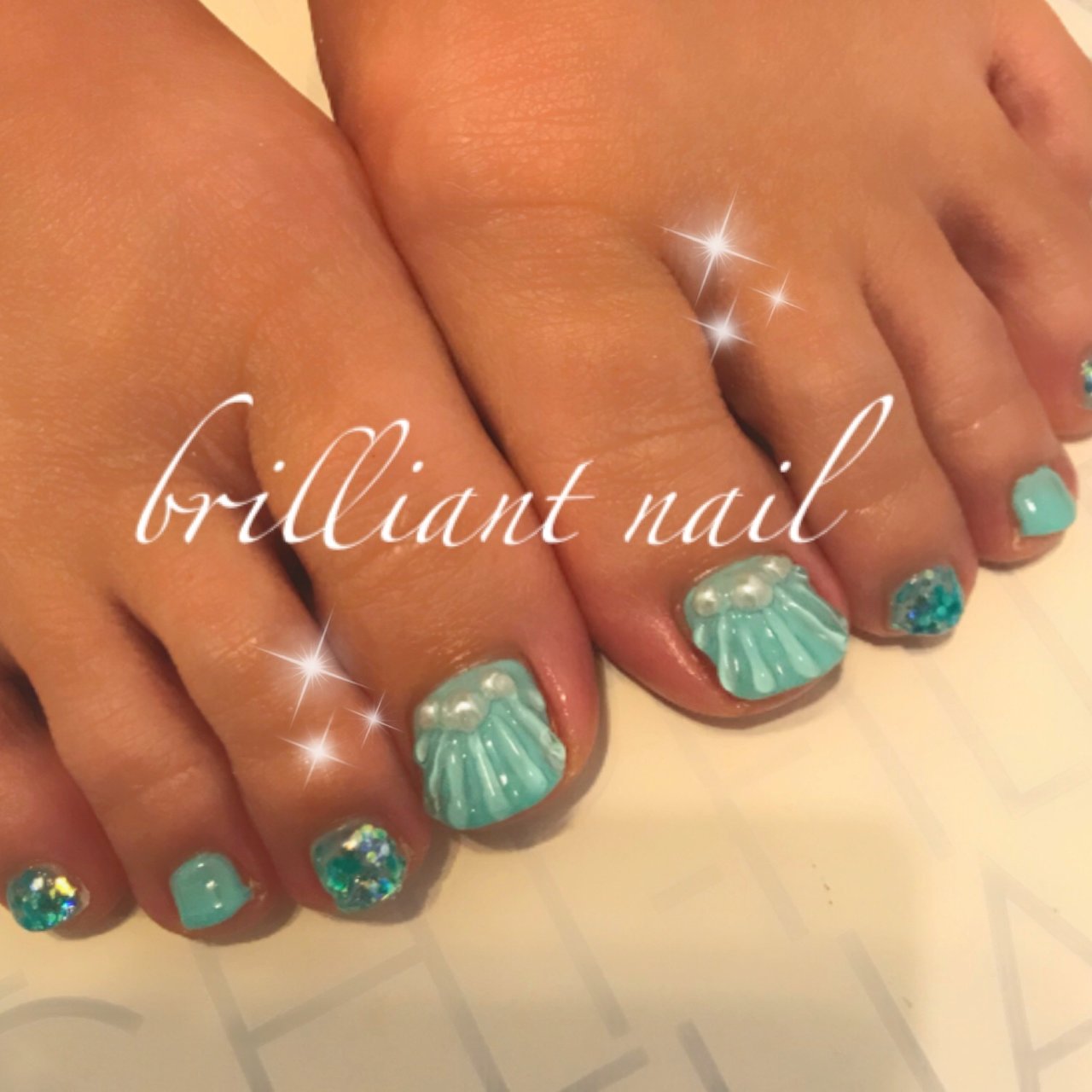 夏 海 リゾート フット ラメ Brilliantnailのネイルデザイン No ネイルブック