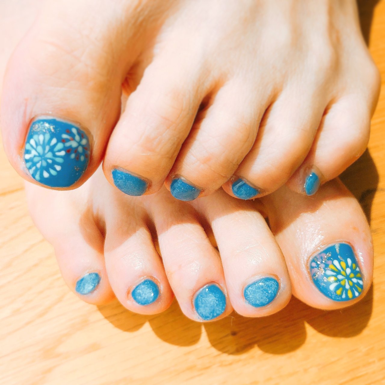 夏 海 浴衣 デート フット 咲nail サキネイル のネイルデザイン No ネイルブック