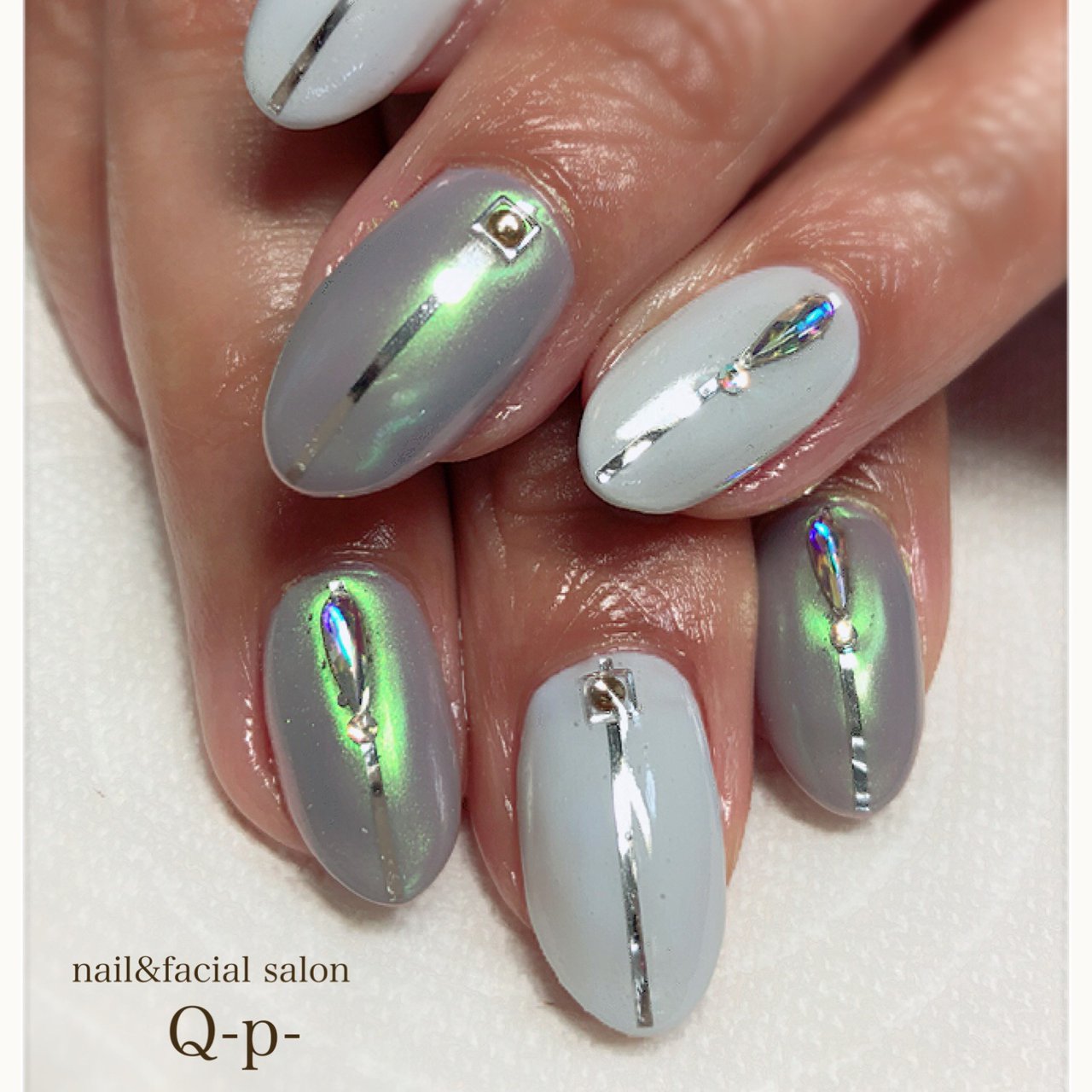 秋 オールシーズン リゾート ハンド オーロラ Nailsalonq P のネイルデザイン No ネイルブック