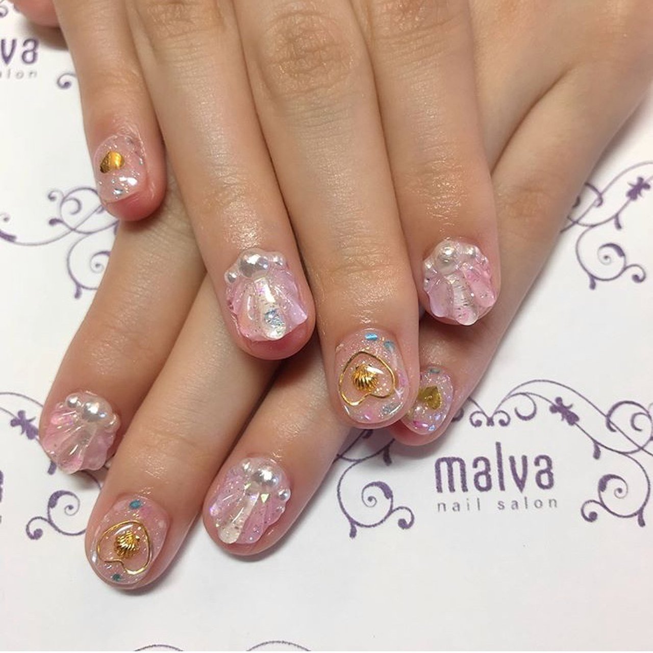 夏 冬 デート 女子会 ハンド Nailsalon Malva 原宿店のネイルデザイン No ネイルブック