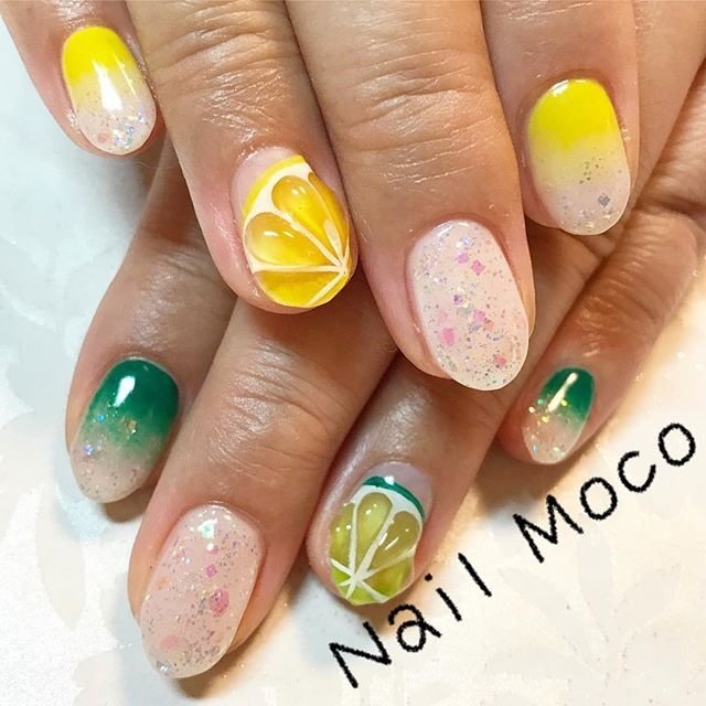 夏 ハンド ワンカラー グラデーション ホログラム Nailmocoのネイルデザイン No ネイルブック