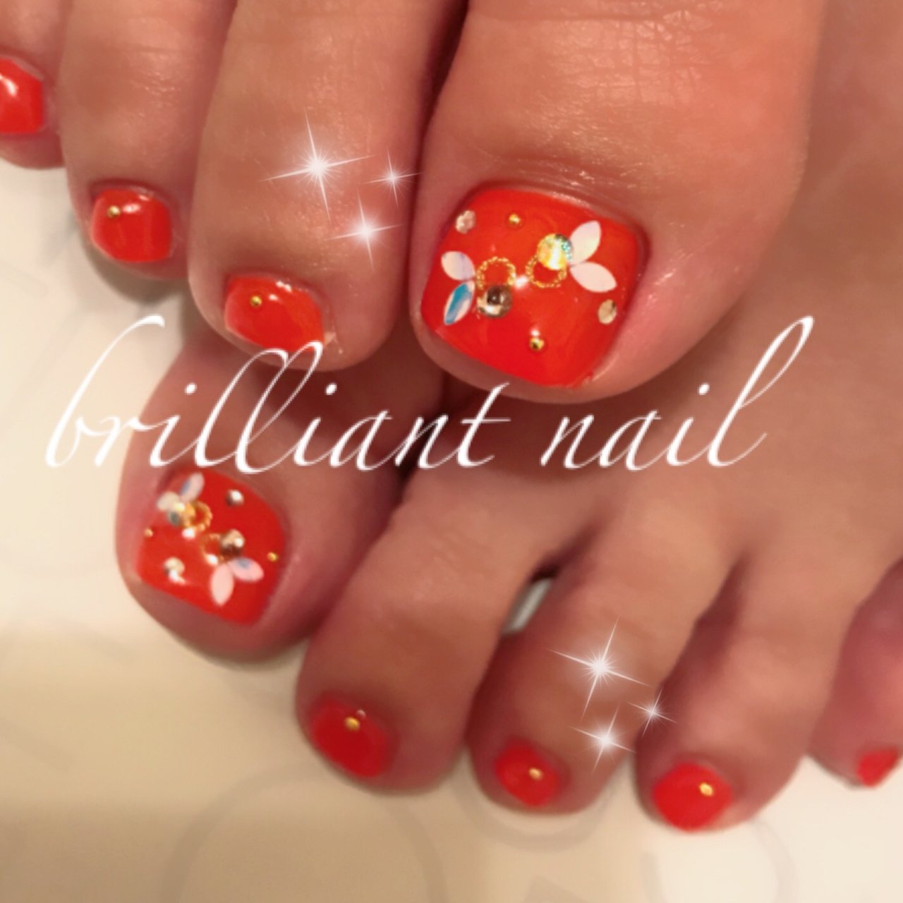 夏 秋 フット ホログラム オレンジ Brilliantnailのネイルデザイン No ネイルブック