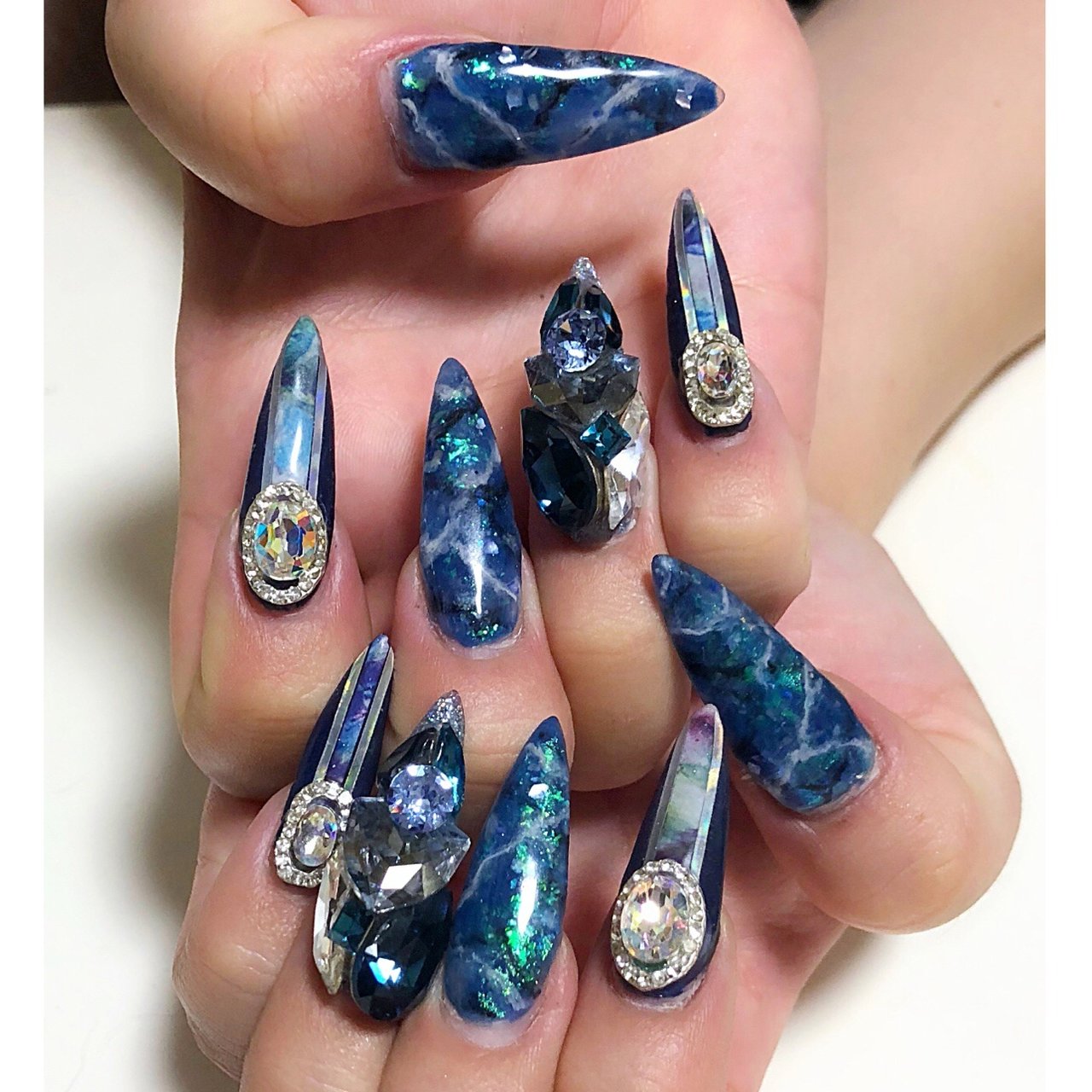 夏 パーティー ハンド ビジュー 大理石 セルフネイラーちゃんのネイルデザイン No ネイルブック