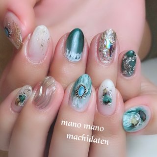 他の画像も見ていただけると嬉しいです♡ フォロー大歓迎✨

#ニュアンス #エスニック #アートし放題 #やり放題 #9000円 #グリーン #シルバー #ミラー #旅行 #海 #リゾート #パーティー #ハンド #グラデーション #ホログラム #ラメ #ワンカラー #ミディアム #ホワイト #グリーン #シルバー #ジェルネイル #お客様 #Beauty salon lau by manomano (旧manomano町田店 #ネイルブック