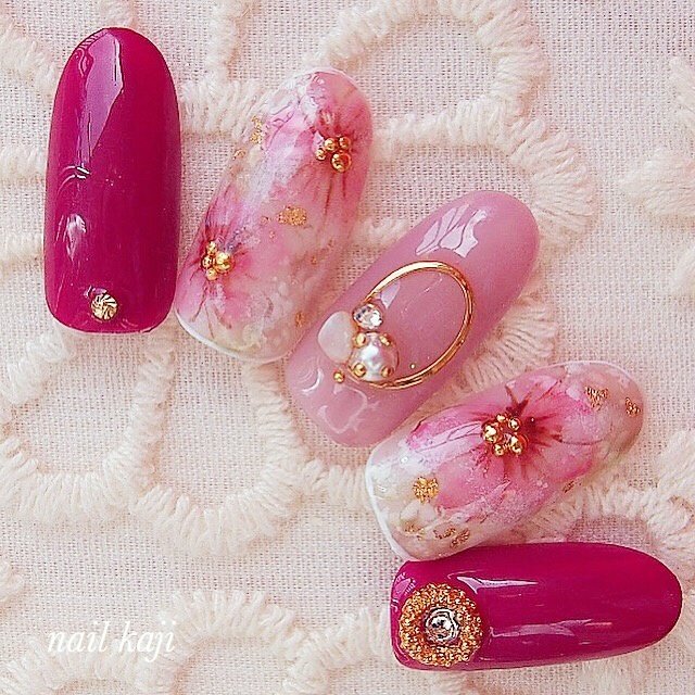 ハンド ビジュー フラワー アンティーク ピンク Nail Kajiのネイルデザイン No 3436483 ネイルブック