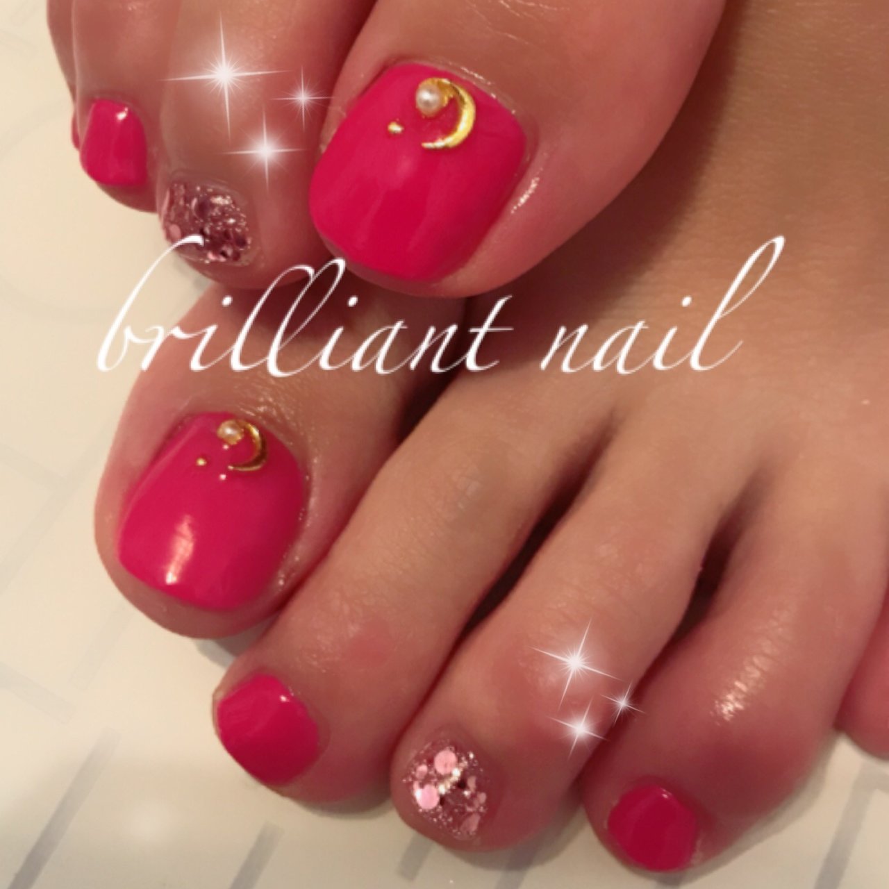 オールシーズン フット ホログラム ワンカラー ピンク Brilliantnailのネイルデザイン No ネイルブック