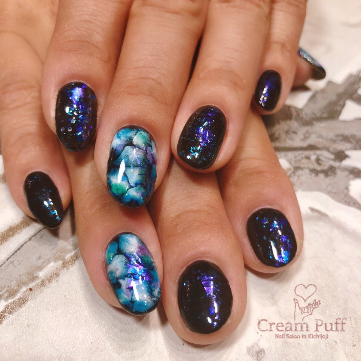 オールシーズン ホログラム ラメ ニュアンス オーロラ Creampuffのネイルデザイン No 3437643 ネイルブック