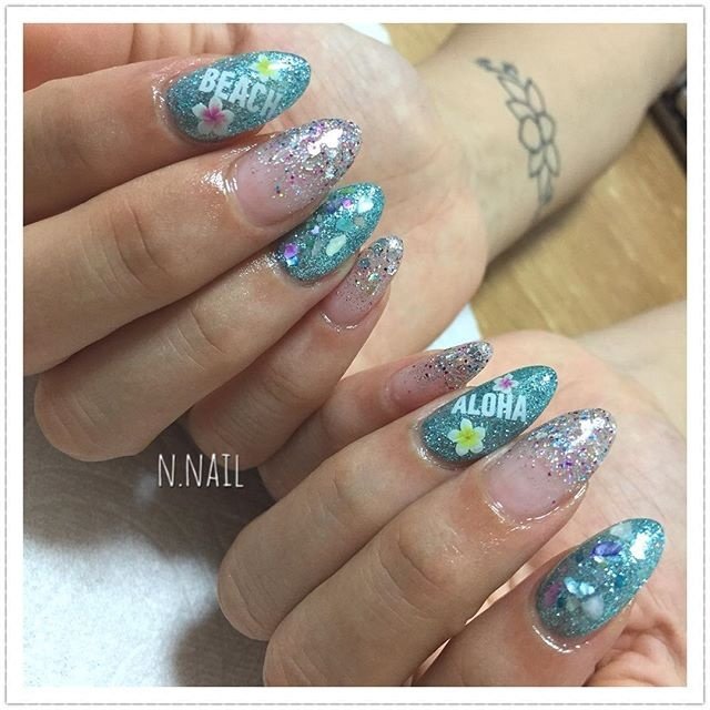 夏 ハンド ラメ ロング 水色 N Nailのネイルデザイン No ネイルブック