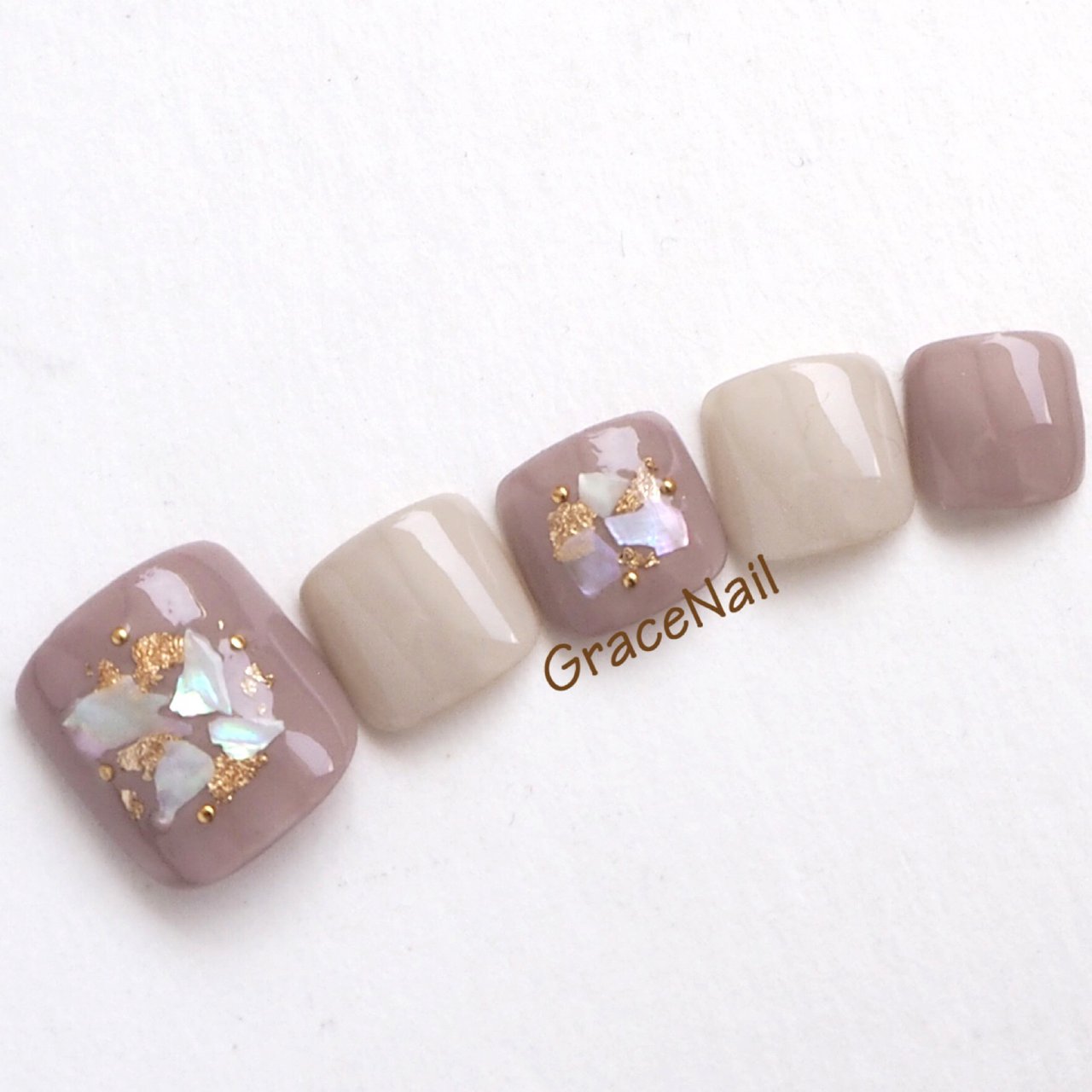 秋 オールシーズン デート 女子会 フット Gracenailのネイルデザイン No ネイルブック