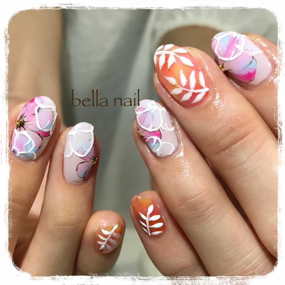 オールシーズン 旅行 海 リゾート フラワー Bella Nail ベラ ネイル のネイルデザイン No ネイルブック