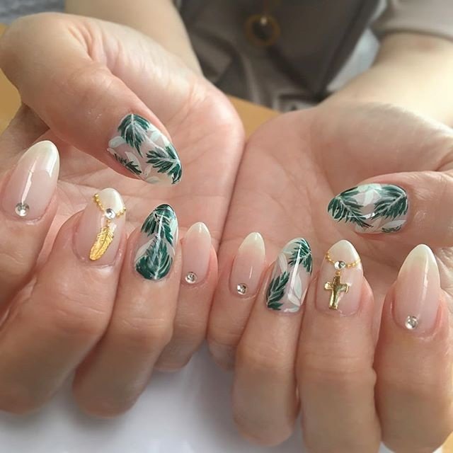 夏 秋 リゾート パーティー ハンド Aya Nail Fluffyのネイルデザイン No ネイルブック