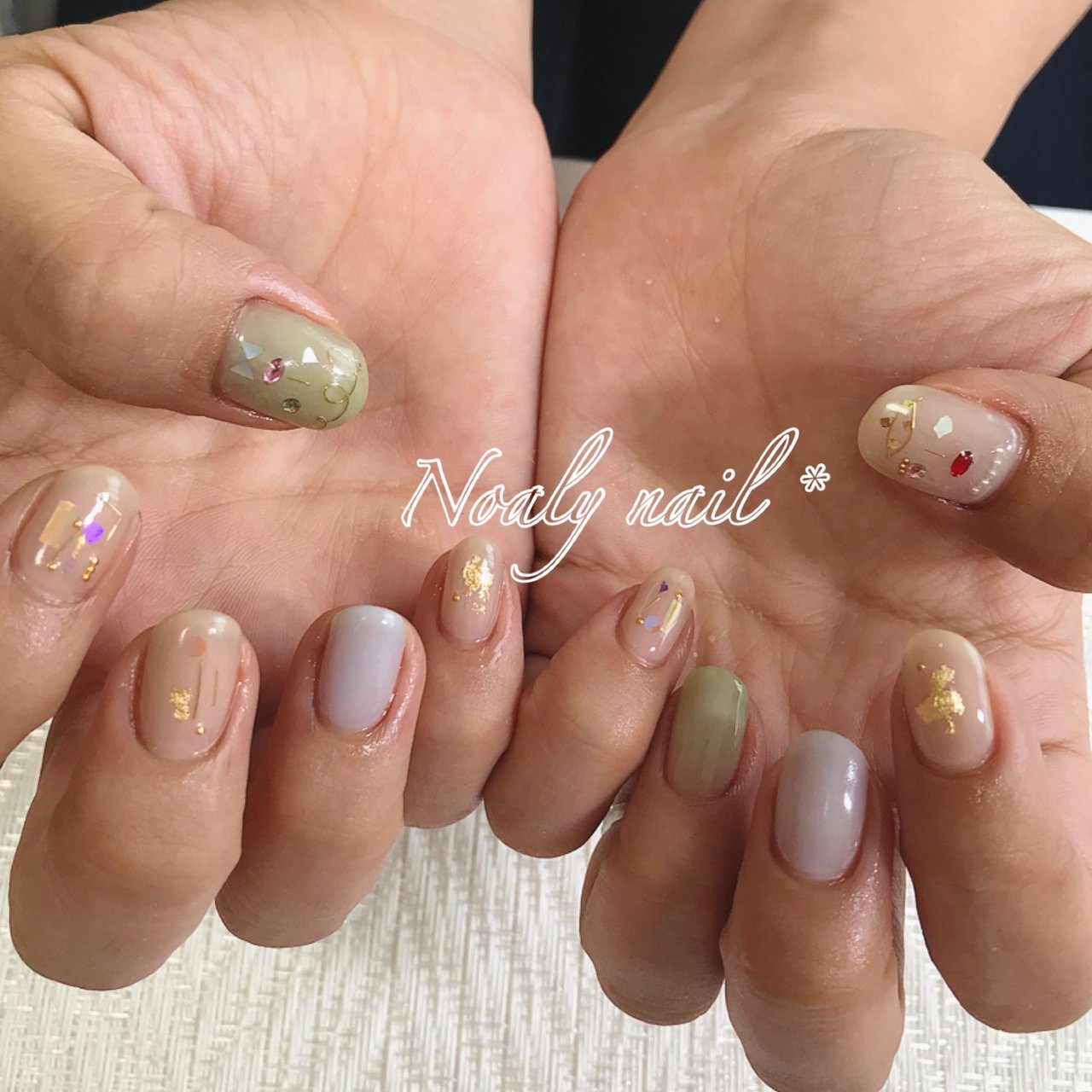 秋 オールシーズン ワンカラー パール ベージュ Noaly Nail のネイルデザイン No ネイルブック