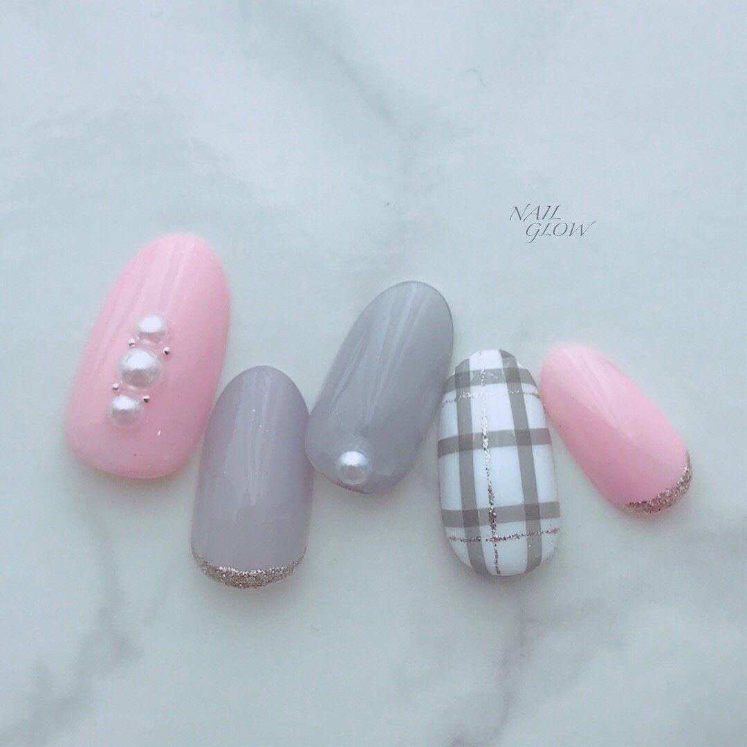 ワンカラー チェック パール ホワイト ピンク Nail Glowのネイルデザイン No ネイルブック