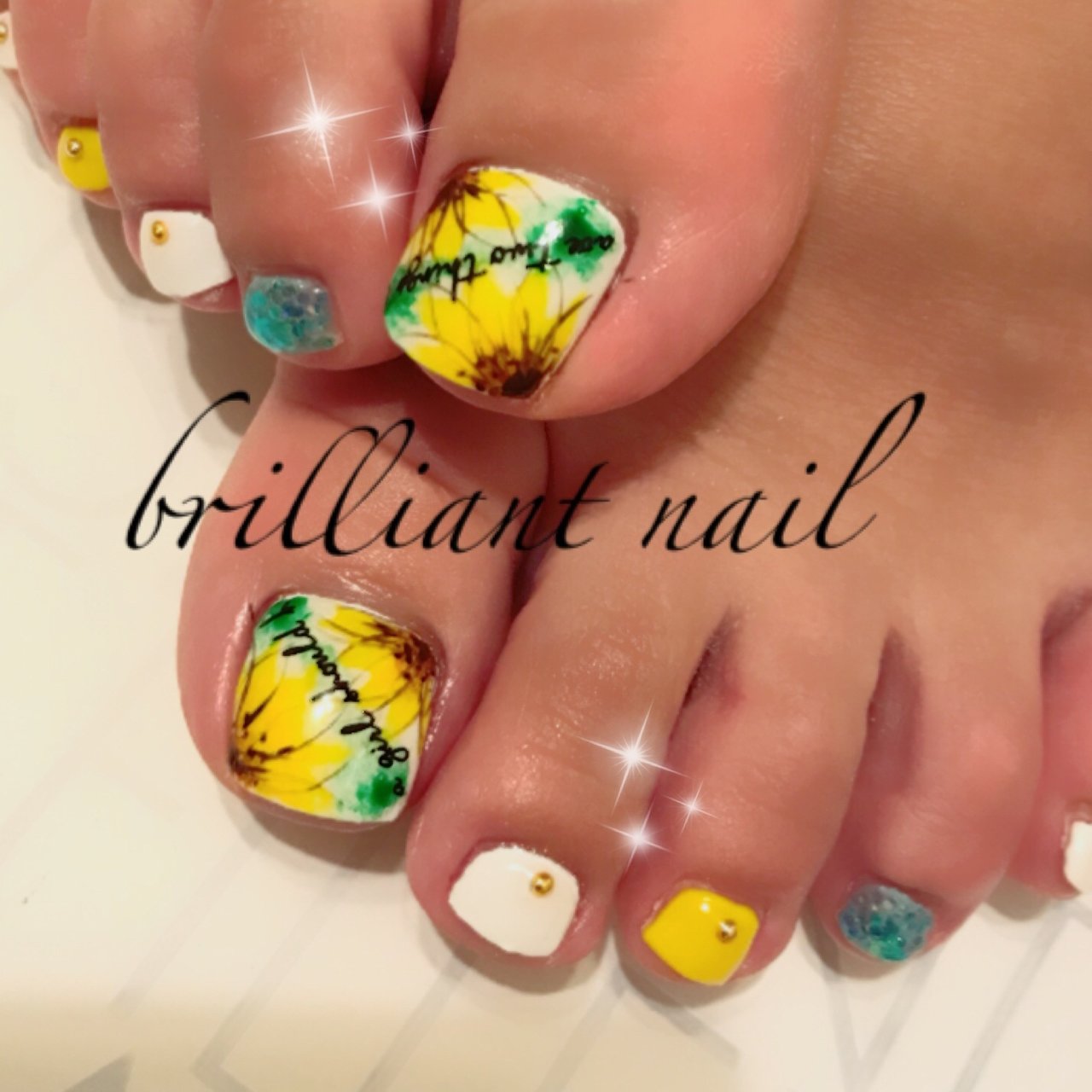 夏 フット フラワー ジェル お客様 Brilliantnailのネイルデザイン No ネイルブック