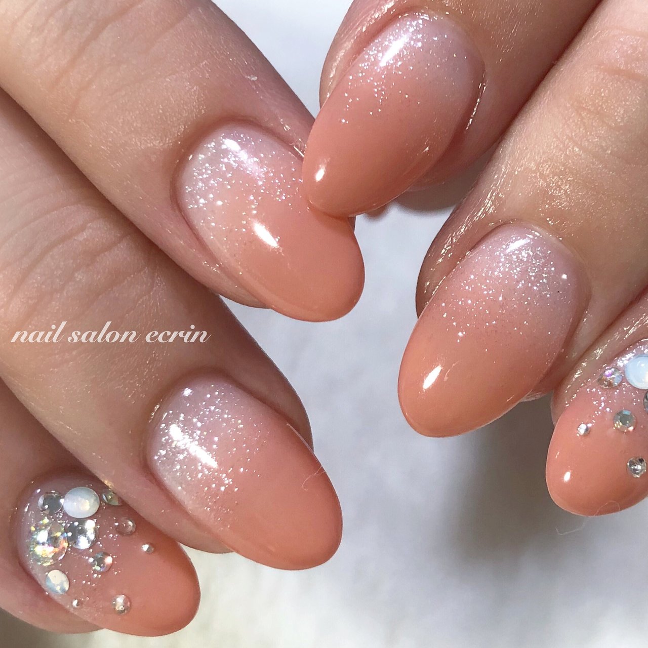 オールシーズン オフィス ブライダル ハンド グラデーション Nail Ecrinのネイルデザイン No ネイルブック