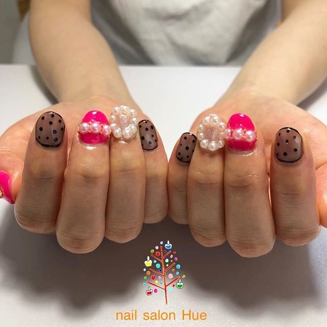 夏 パール シースルー ドット ピンク Nail Salon Hue ネイルサロン ヒュー のネイルデザイン No ネイルブック