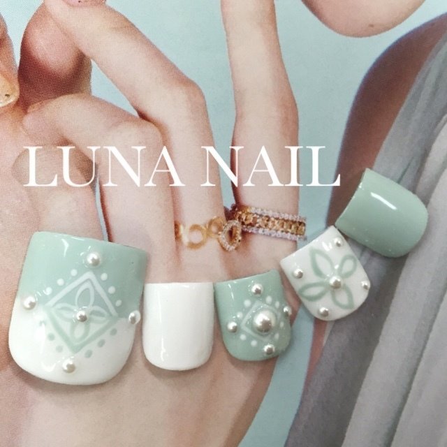 夏 秋 オフィス デート フット Luna Nail のネイルデザイン No ネイルブック