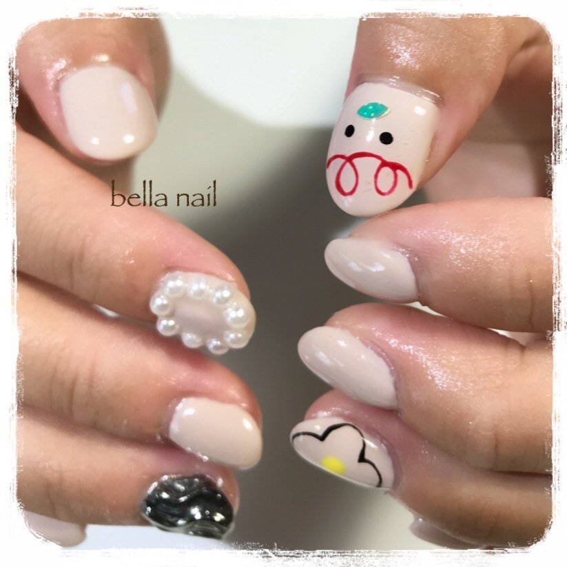 オールシーズン 旅行 パーティー 女子会 ホログラム Bella Nail ベラ ネイル のネイルデザイン No ネイルブック