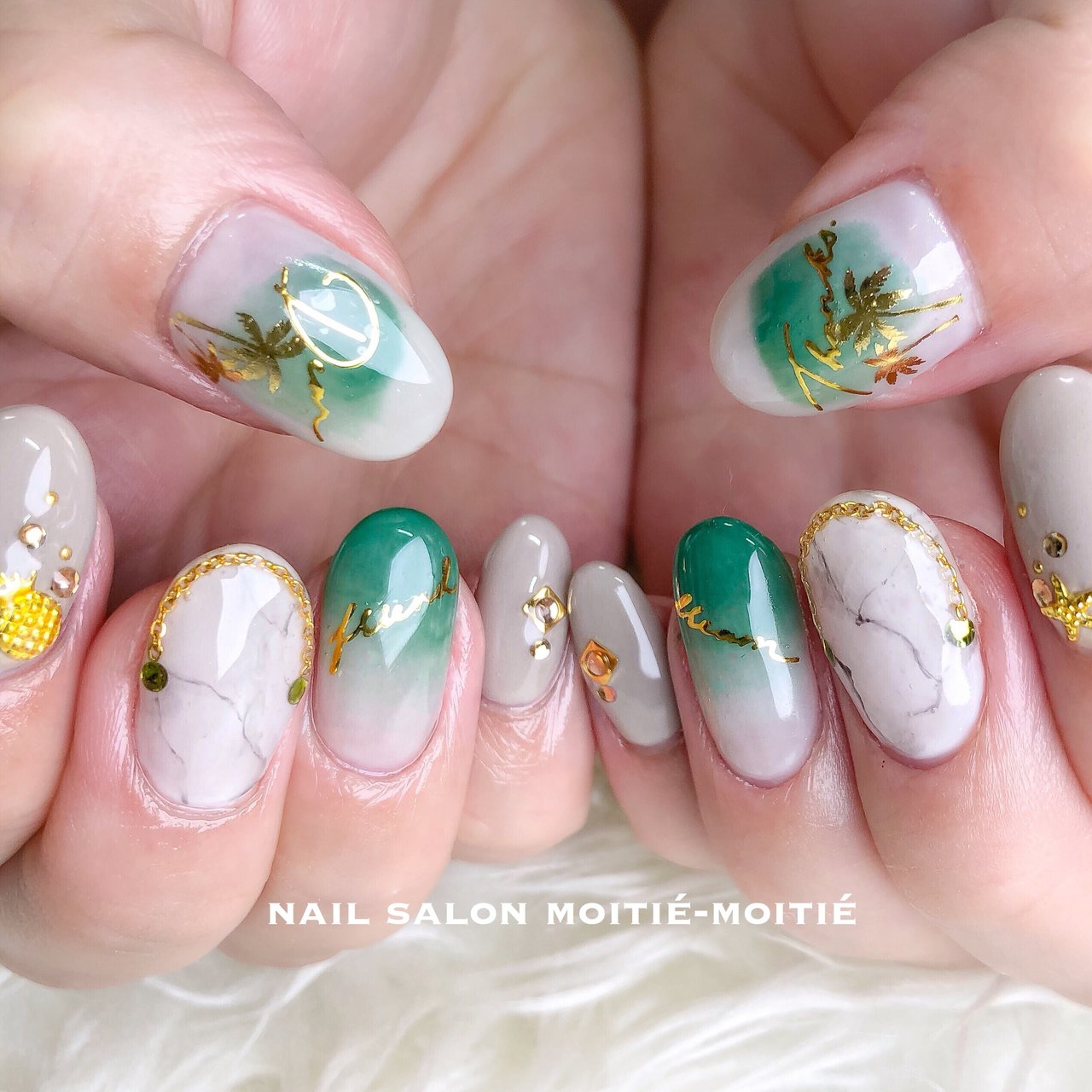 夏 旅行 海 リゾート グラデーション Nailsalon Moitie Moitieのネイルデザイン No ネイルブック