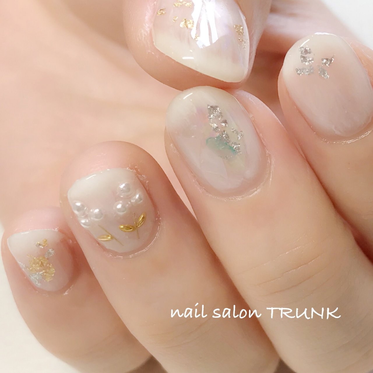 オールシーズン ブライダル ハンド パール ニュアンス Nail Trunkのネイルデザイン No ネイルブック