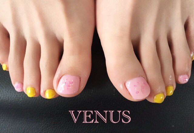 夏 デート 女子会 フット シンプル Venus 西船橋店 ビーナス のネイルデザイン No 3470881 ネイルブック