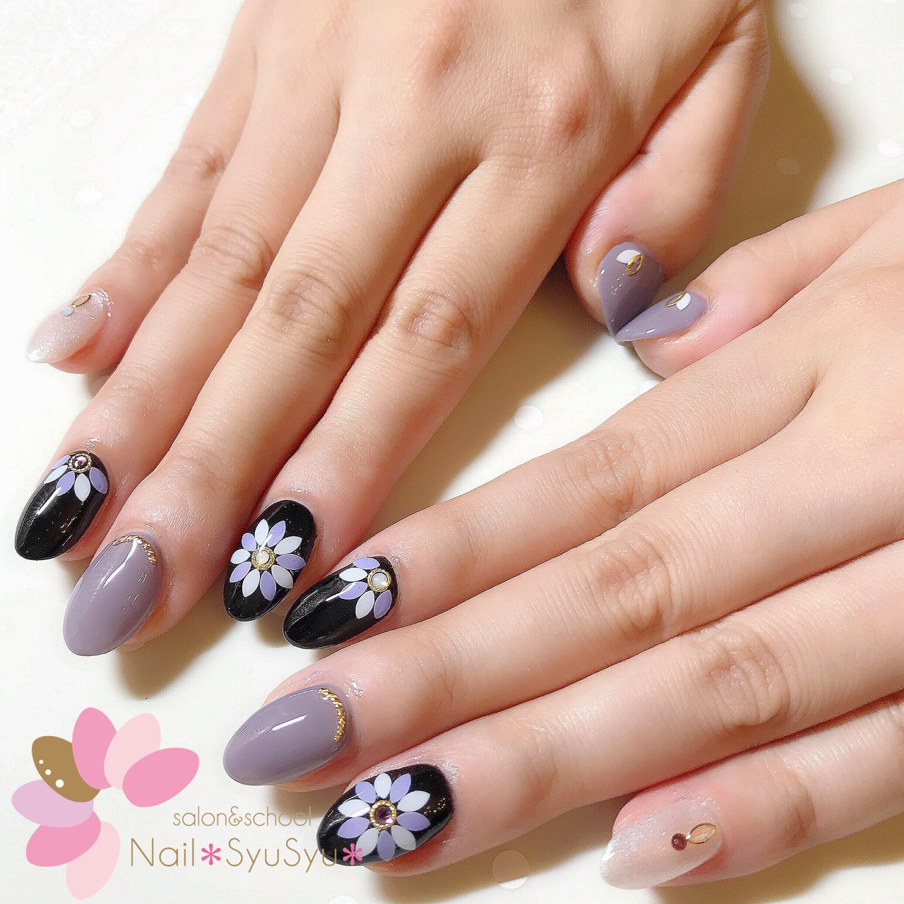 秋 冬 ハンド ホログラム フラワー Nail Syusyu ネイルシュシュのネイルデザイン No ネイルブック