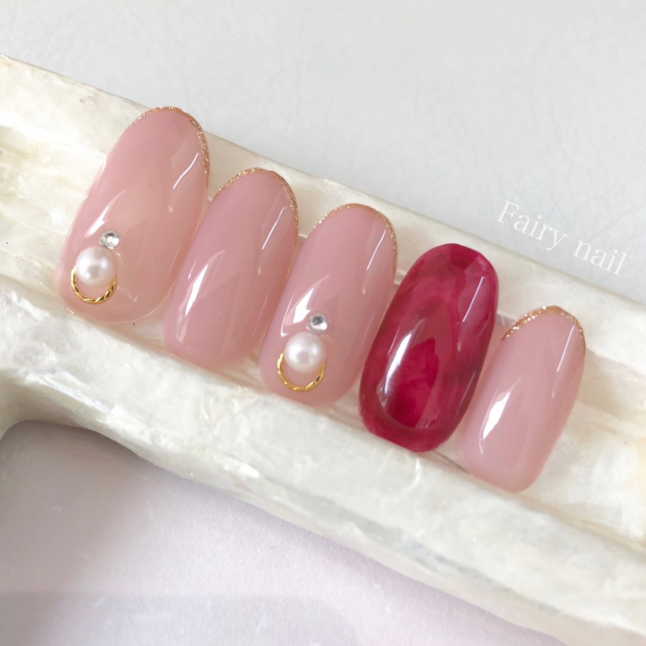 秋 冬 ハンド タイダイ ベージュ Fairy Nailのネイルデザイン No ネイルブック