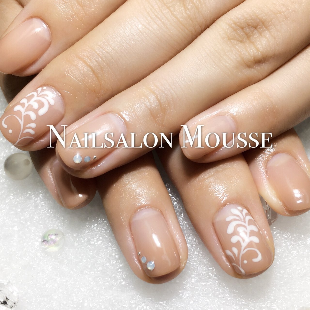 秋 オールシーズン 旅行 オフィス ハンド Nailsalon Mousseのネイルデザイン No ネイルブック