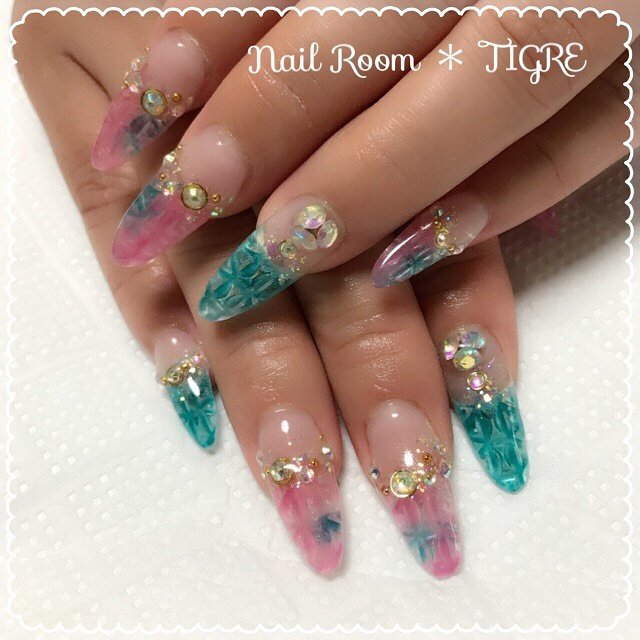 夏 旅行 海 パーティー ハンド Nail Tigreのネイルデザイン No ネイルブック