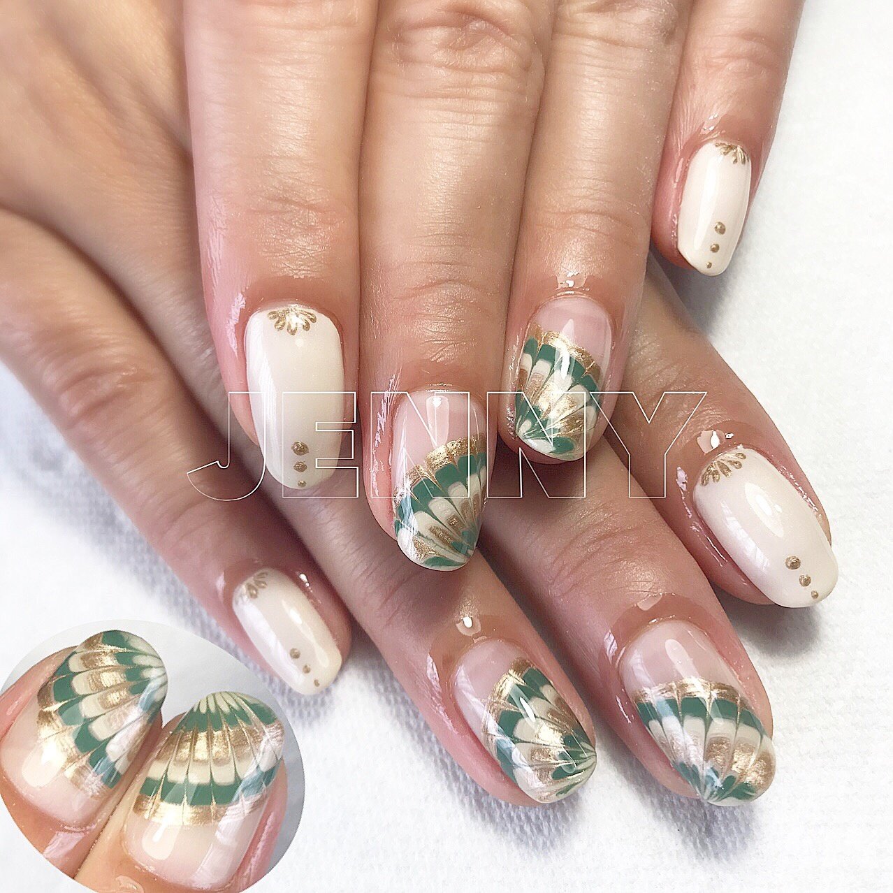 秋 冬 ハンド 変形フレンチ ピーコック Nailroomjennyのネイルデザイン No ネイルブック