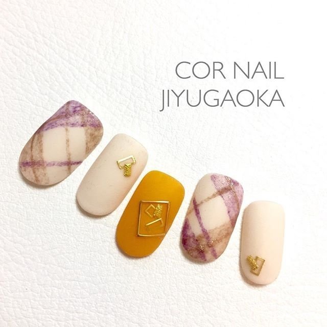 秋 冬 デート 女子会 ハンド Cornailjiyugaokaのネイルデザイン No ネイルブック