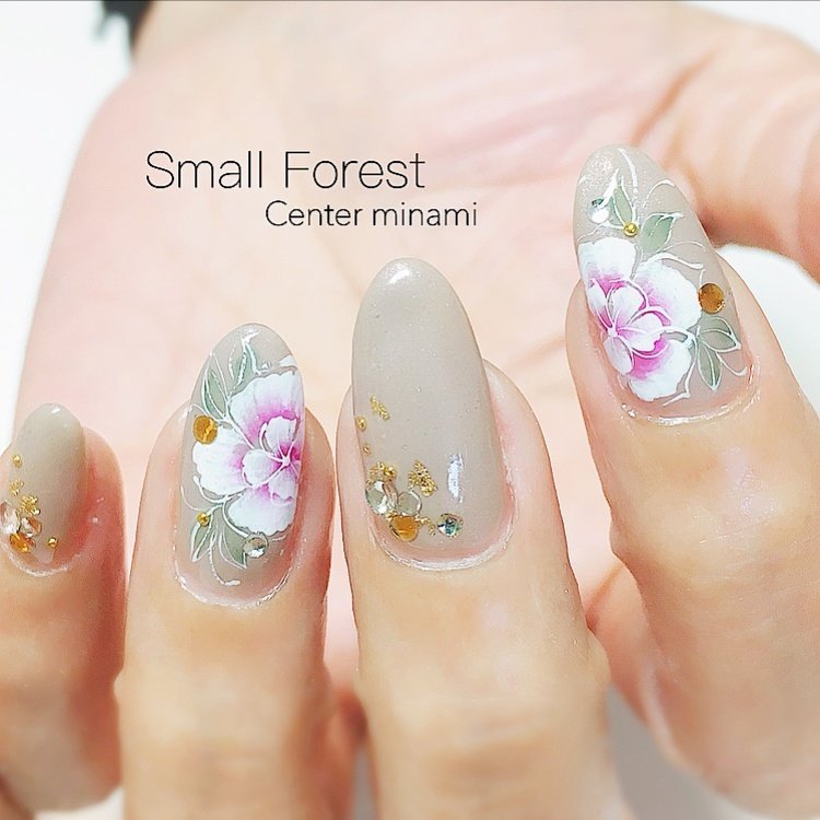 秋 冬 オールシーズン ブライダル ハンド Smallforest のネイルデザイン No ネイルブック