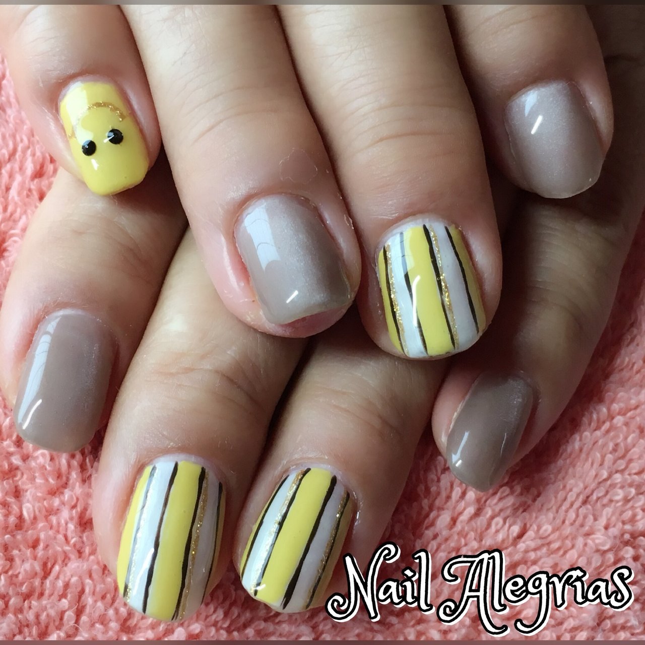 秋 オフィス 女子会 ハンド キャラクター Nail Alegrias ネイルアレグリアス のネイルデザイン No 3505524 ネイルブック