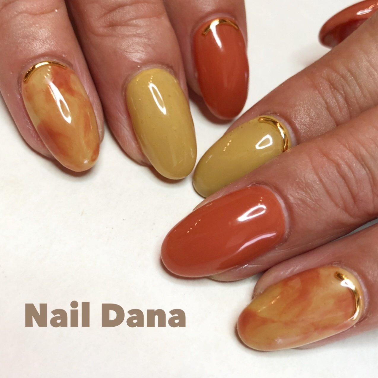 秋 冬 オフィス 女子会 ハンド Nail Danaのネイルデザイン No ネイルブック