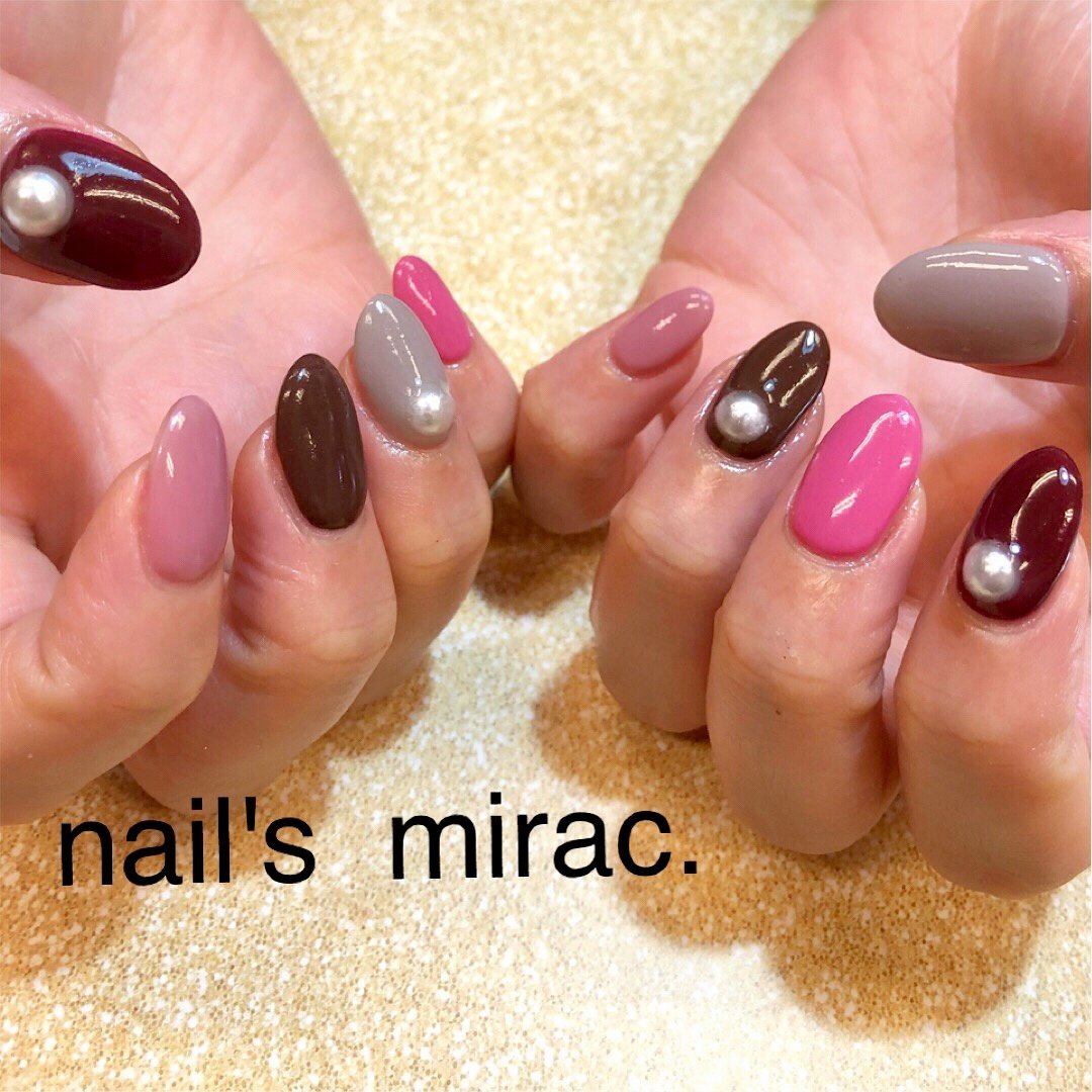 秋 冬 クリスマス デート ハンド Nail Smirac 林 智子のネイルデザイン No ネイルブック