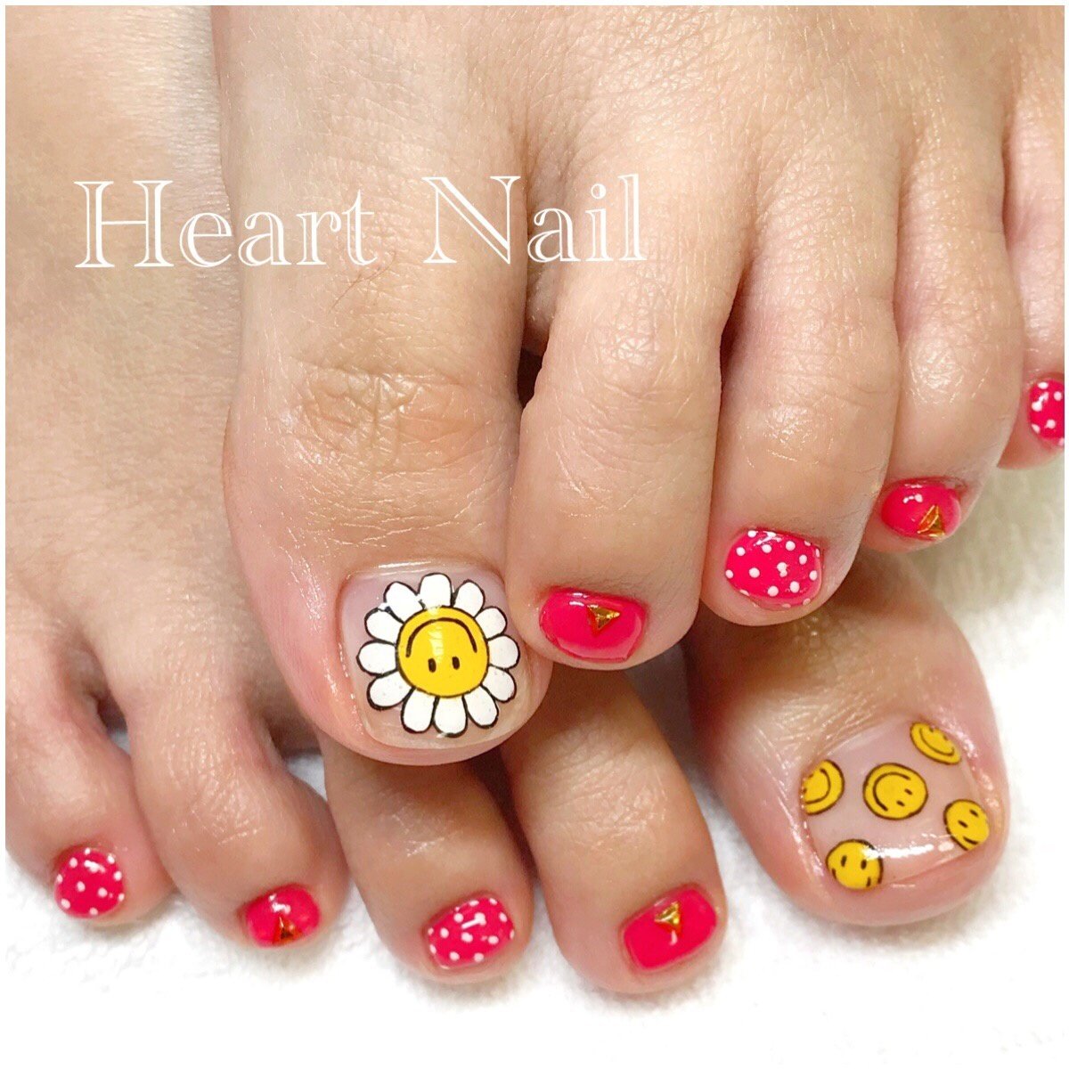 夏 オールシーズン デート 女子会 フット Heart Nailのネイルデザイン No ネイルブック